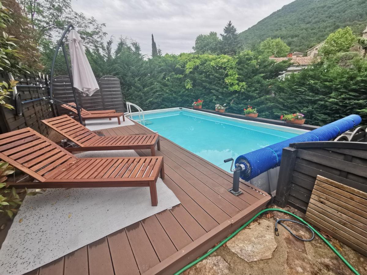 Mes Maisons Gardoises, Two Gites Sleeping 13 With Two Private Pools, Kids Room, Laundry, Disco, Free Wifi, Linen And Dog'S Are Welcome Gagnieres Luaran gambar