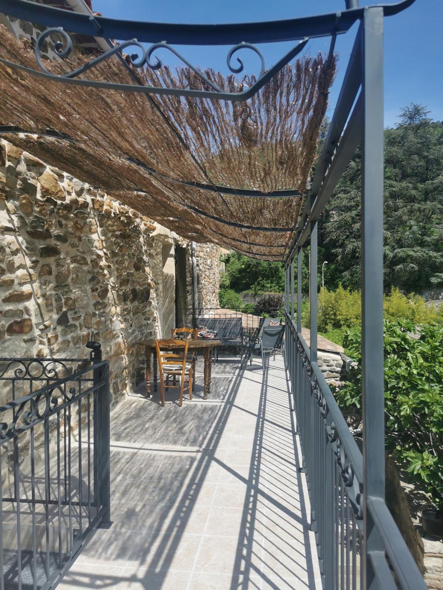 Mes Maisons Gardoises, Two Gites Sleeping 13 With Two Private Pools, Kids Room, Laundry, Disco, Free Wifi, Linen And Dog'S Are Welcome Gagnieres Luaran gambar