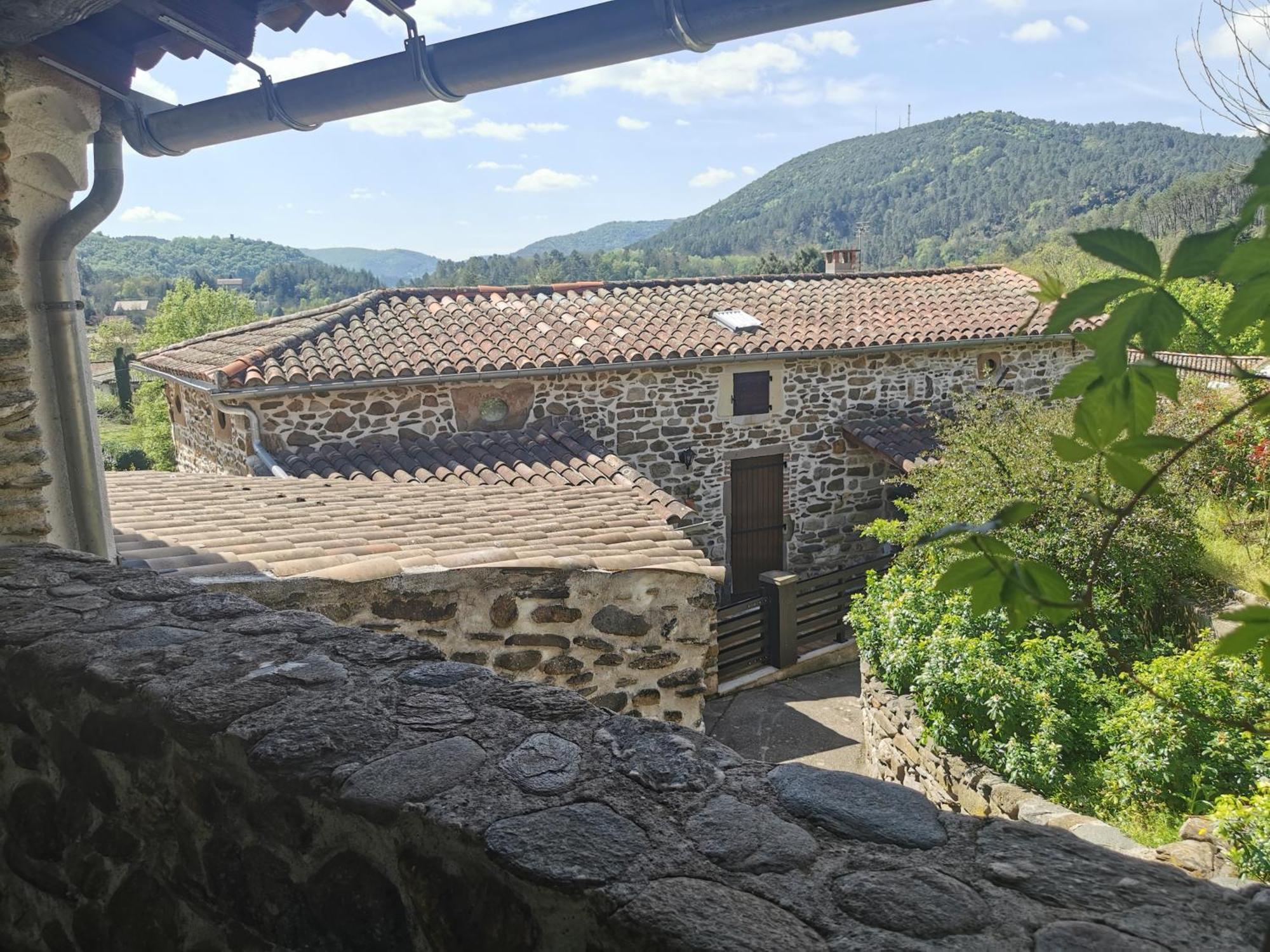 Mes Maisons Gardoises, Two Gites Sleeping 13 With Two Private Pools, Kids Room, Laundry, Disco, Free Wifi, Linen And Dog'S Are Welcome Gagnieres Luaran gambar
